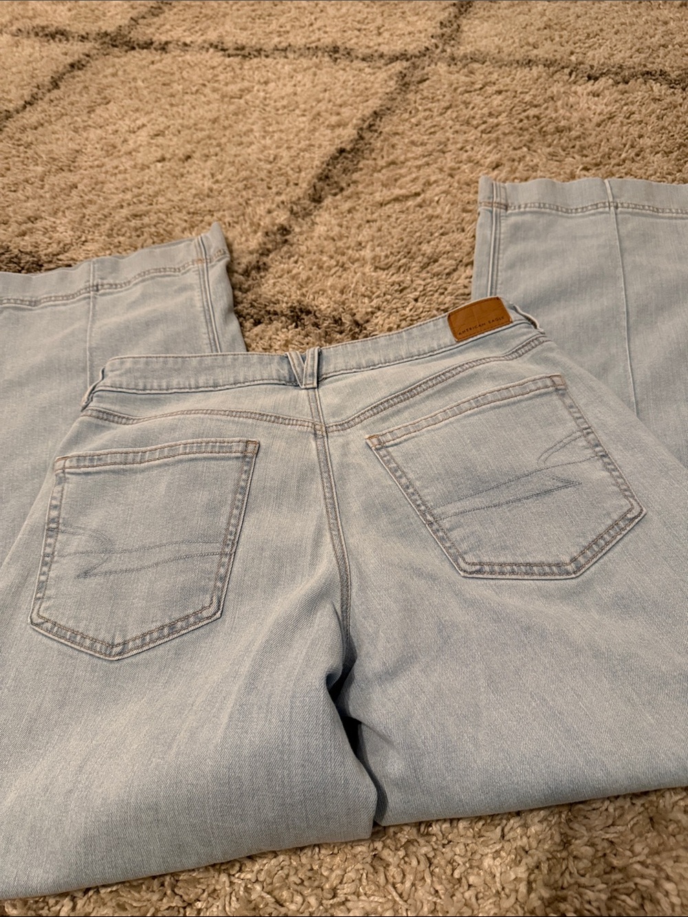 American Eagle Outfitters Light Blue Wide-Leg Jeans - Picture 4 of 5